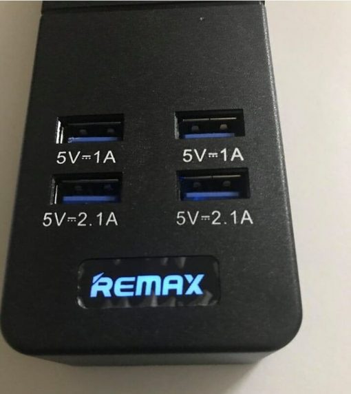 ổ cắm điện đa năng có cổng usb Remax B-T08